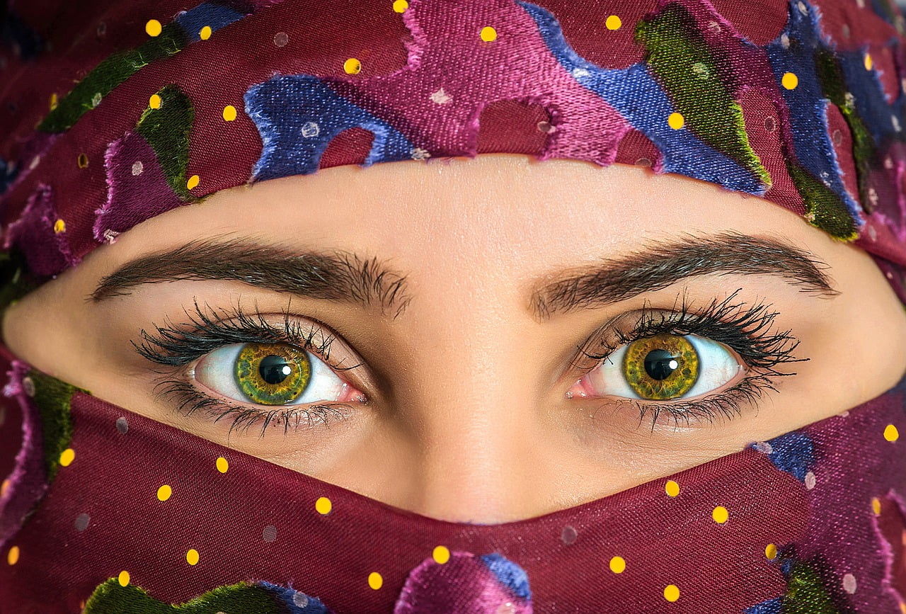 Religious Practices, woman, eyes, eyelashes-2558823.jpg